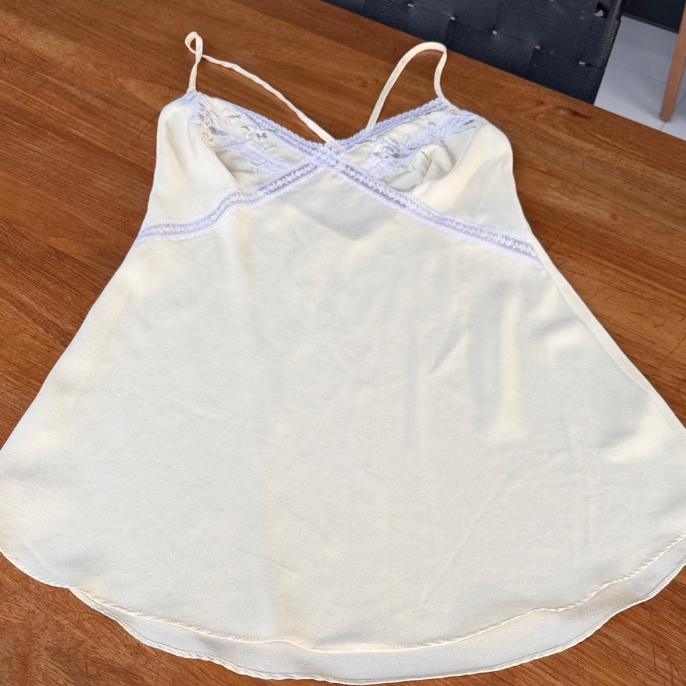 Natori Yellow White Lace Accent Sexy Nighty